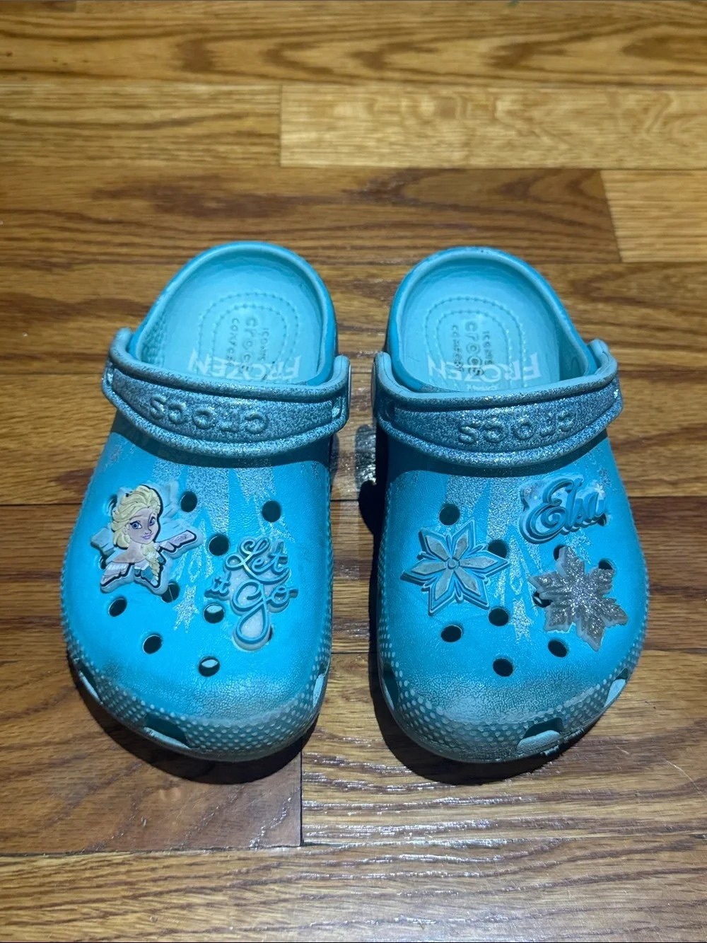 CROCS Kids Turquoise Frozen Elsa Clogs with Charms